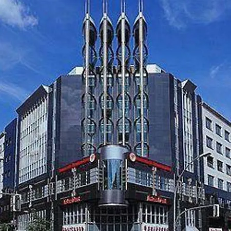 Arcadia Szálloda 3*